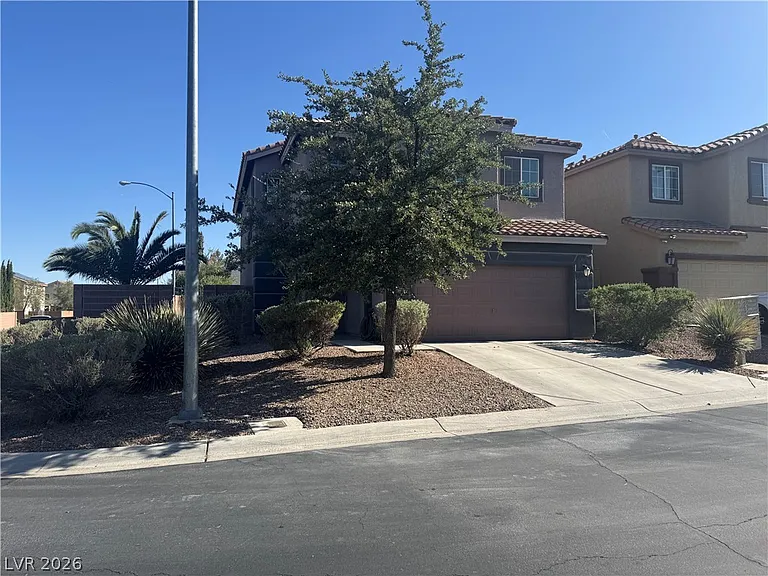 9505 Perennial View Ave — Photo 2