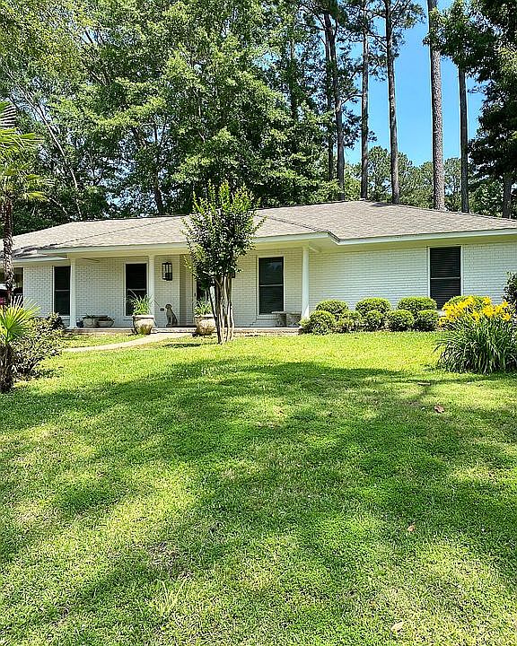 1st image of 207 Bay Park Dr