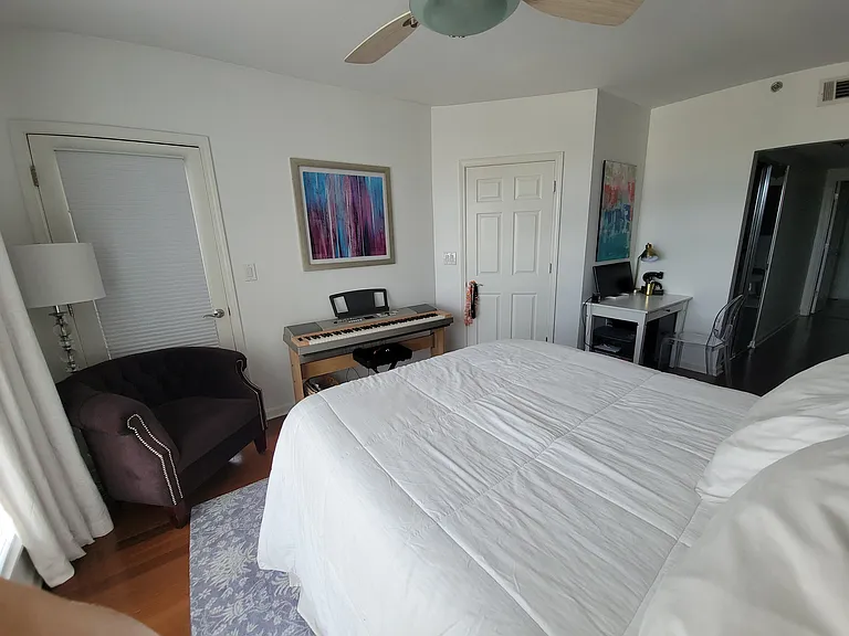 275 13th St NE #1107 — Photo 17