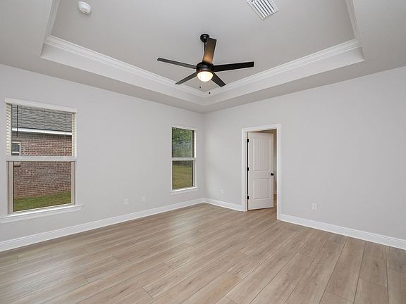 Photos are of a similar plan Roses V G