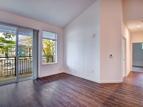 5th image of 16605 Ash Way #A-129