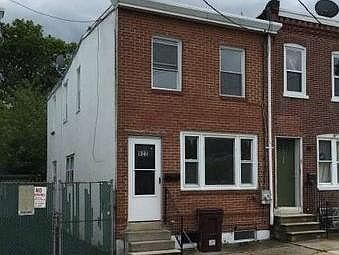 1st image of 922 Brown St