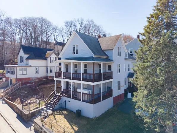 92 Green Hill Pkwy #2, Worcester, MA 01605