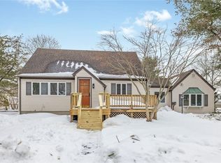 5 Woodland Ave, Coventry, RI 02816