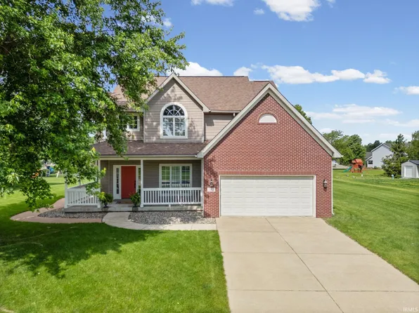 2288 Flowering Crab Dr E, Lafayette, IN 47905
