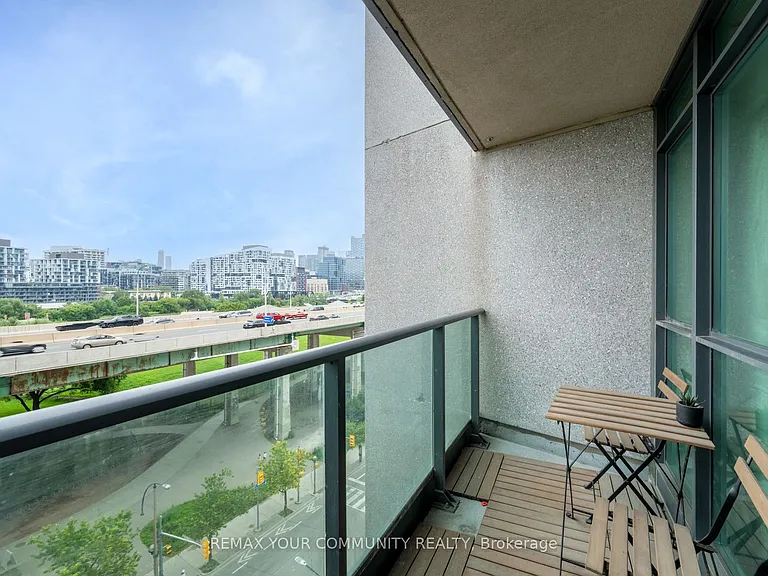 209 Fort York Blvd #962 — Photo 28