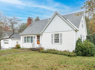 1 Fairview Ave, Ashburnham, MA 01430