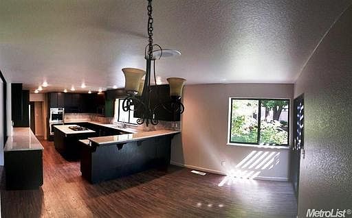 5th image of 3331 Cove Cir