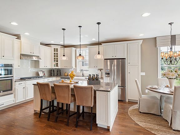 Kitchen with Center Island and Breakfast Nook