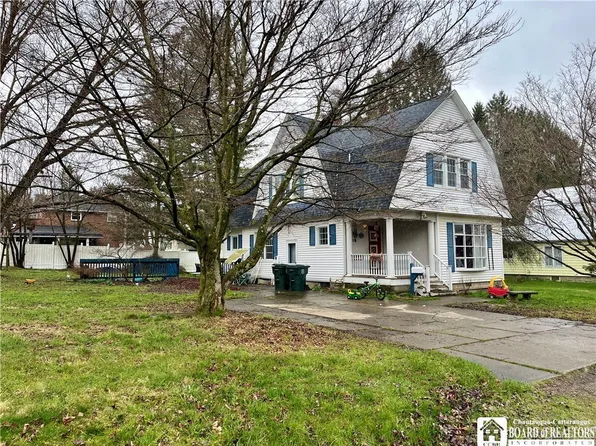 22 S Chicago Ave, Jamestown, NY 14701