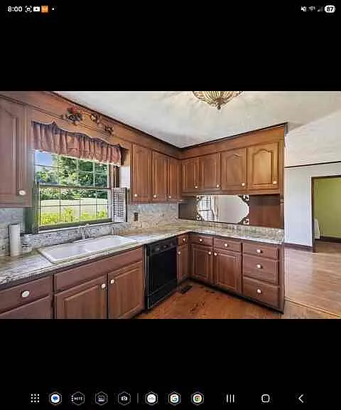 15493 Siesta Ave — Photo 2