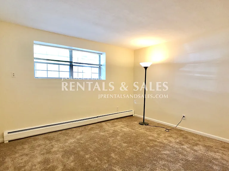 804 Centre St #5 — Photo 4
