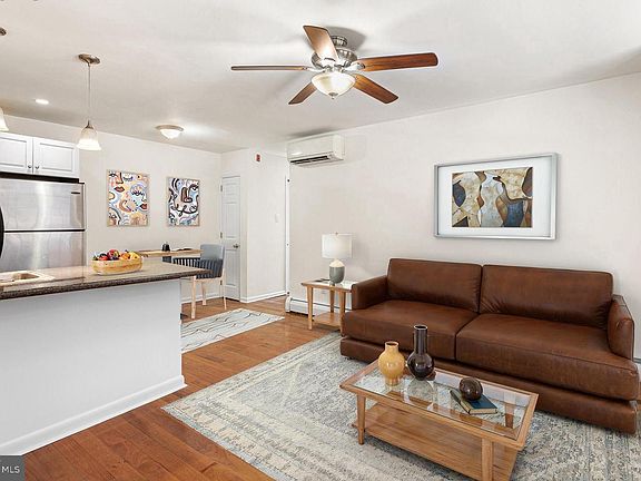 5th image of 2531 Lombard St #1S