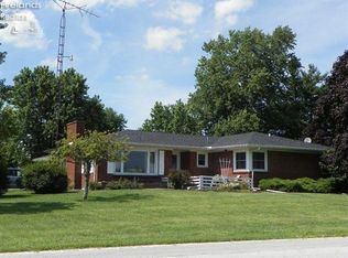 1982 Morrison Rd, Fremont, OH 43420
