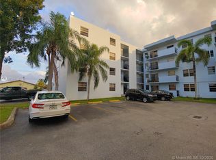 1221 SW 122nd Ave APT 201, Miami, FL 33184