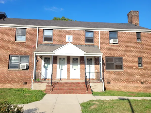 68 Hampton Ct #C, Maywood, NJ 07607