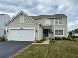 2448 Lenox Cir, Montgomery, IL 60538