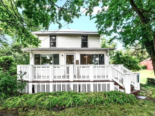 1321 Vinewood St, Auburn Hills, MI 48326