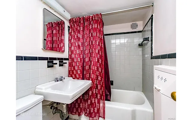 Sold by Douglas Elliman | media 11