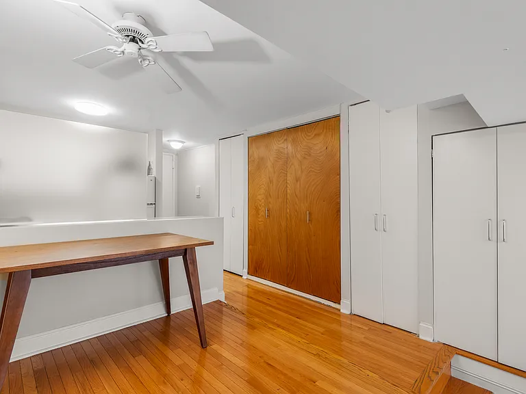 211 Thompson St #5M — Photo 7