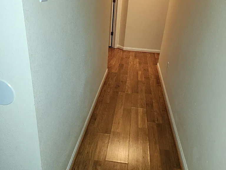 2403 Crystal Dr — Photo 18