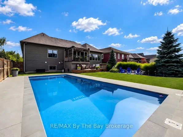 101 Stanley St, Collingwood, ON L9Y 0G3
