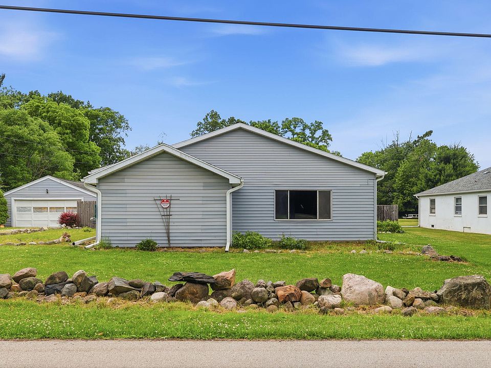 1st image of 212 Woodland Ave