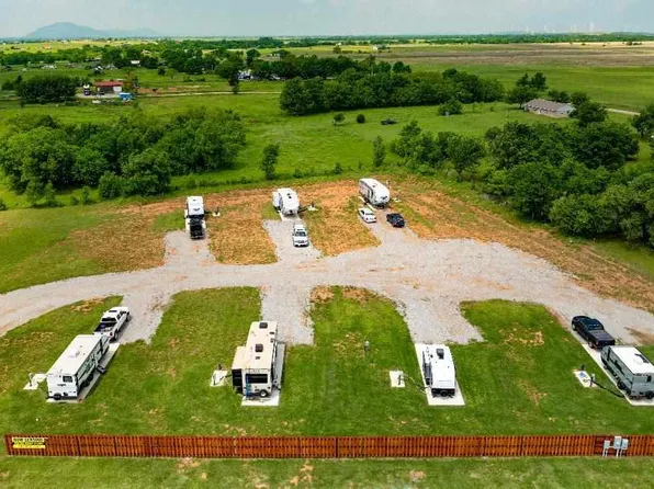 9773 Us Highway 62, Elgin, OK 73538
