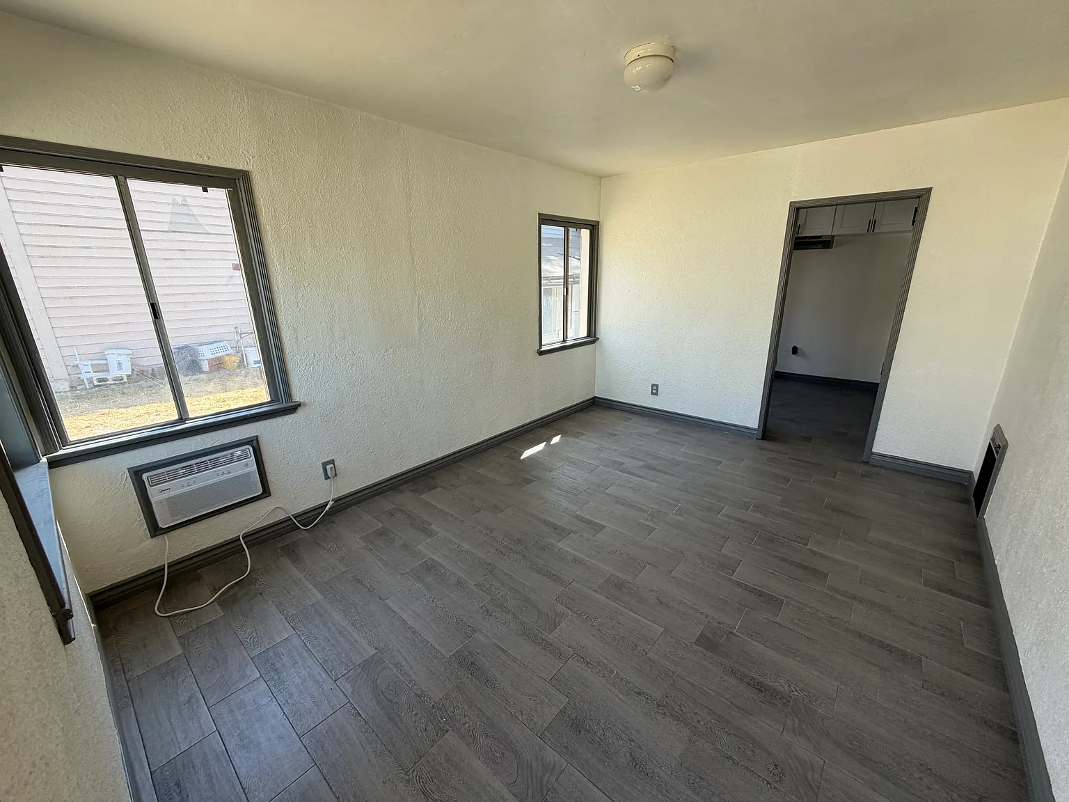 Studio, 366 sqft, $1,700 — Photo 1