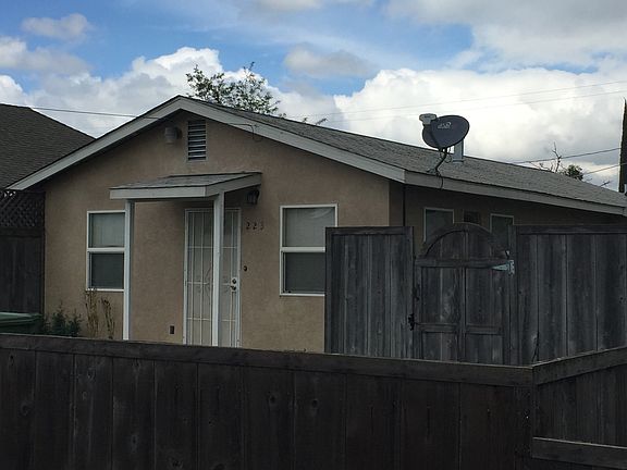 2nd image of 223 W Syracuse Ave