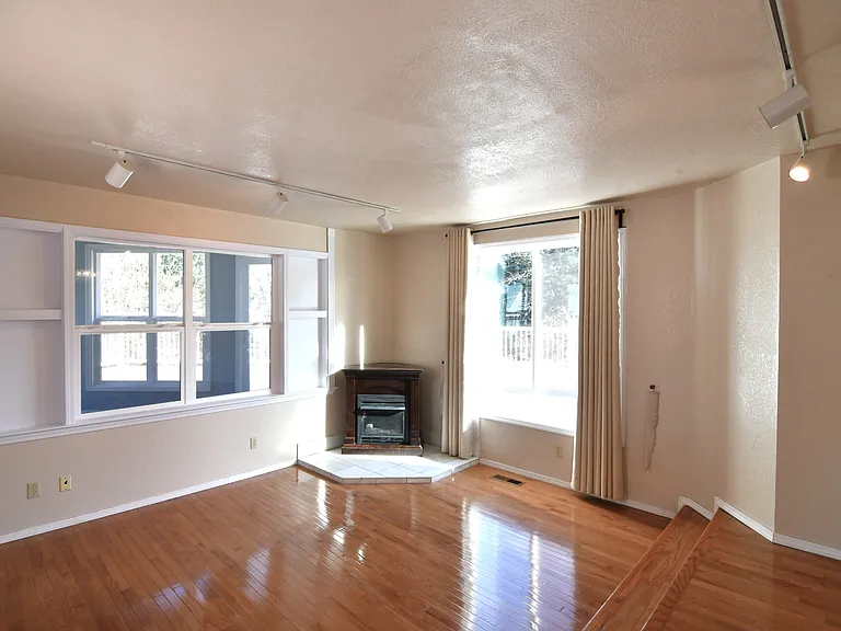 2739 Walker Ct SE — Photo 6