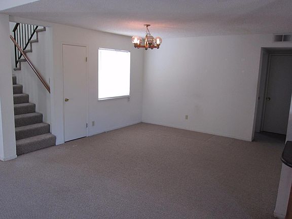 4th image of 20777 Garden Gate Dr