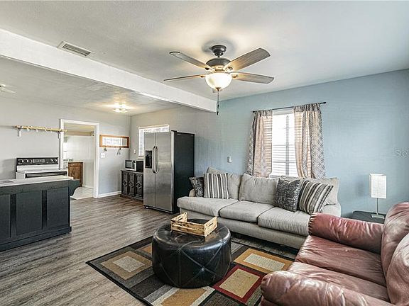 5th image of 836 48th Ave N