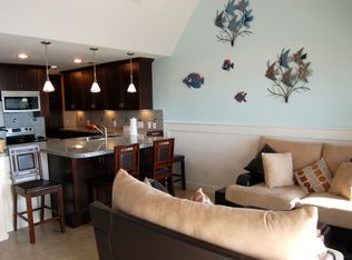 37 Dana Dr, Galveston, TX 77554