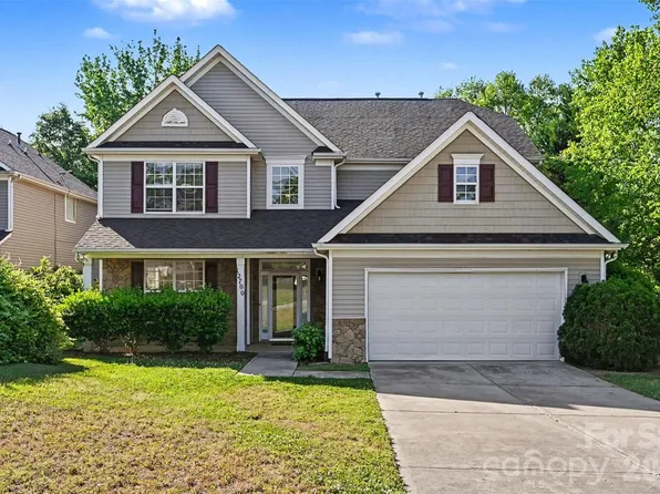 12700 Oldehurst Pl, Charlotte, NC 28262