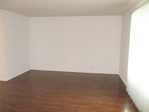 5th image of 431 W Palm Ave