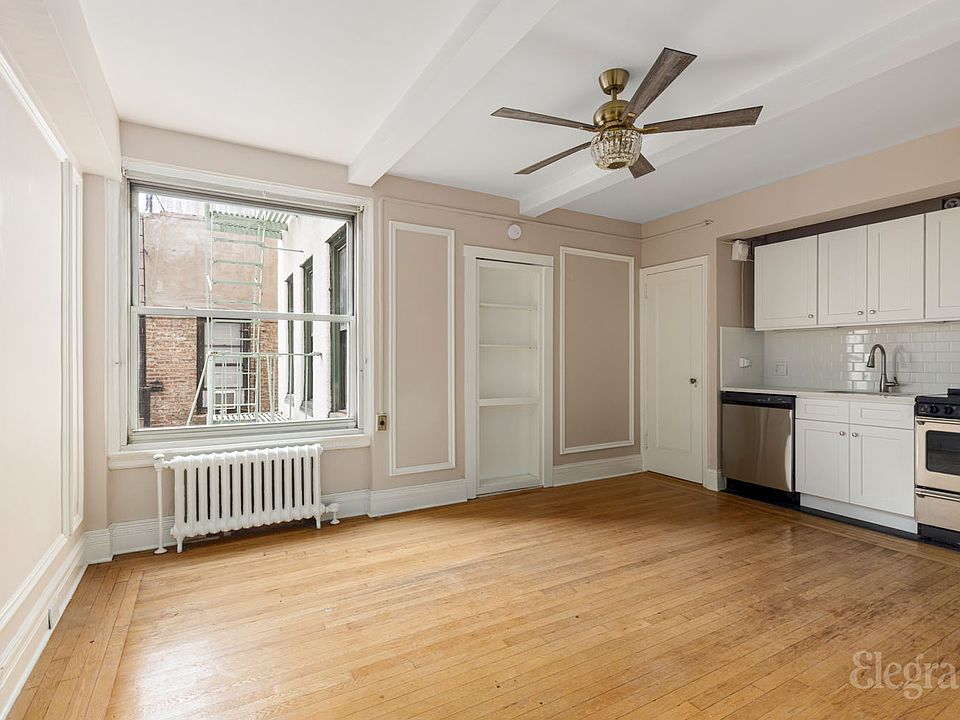 1st image of 325 W 45th St APT 720