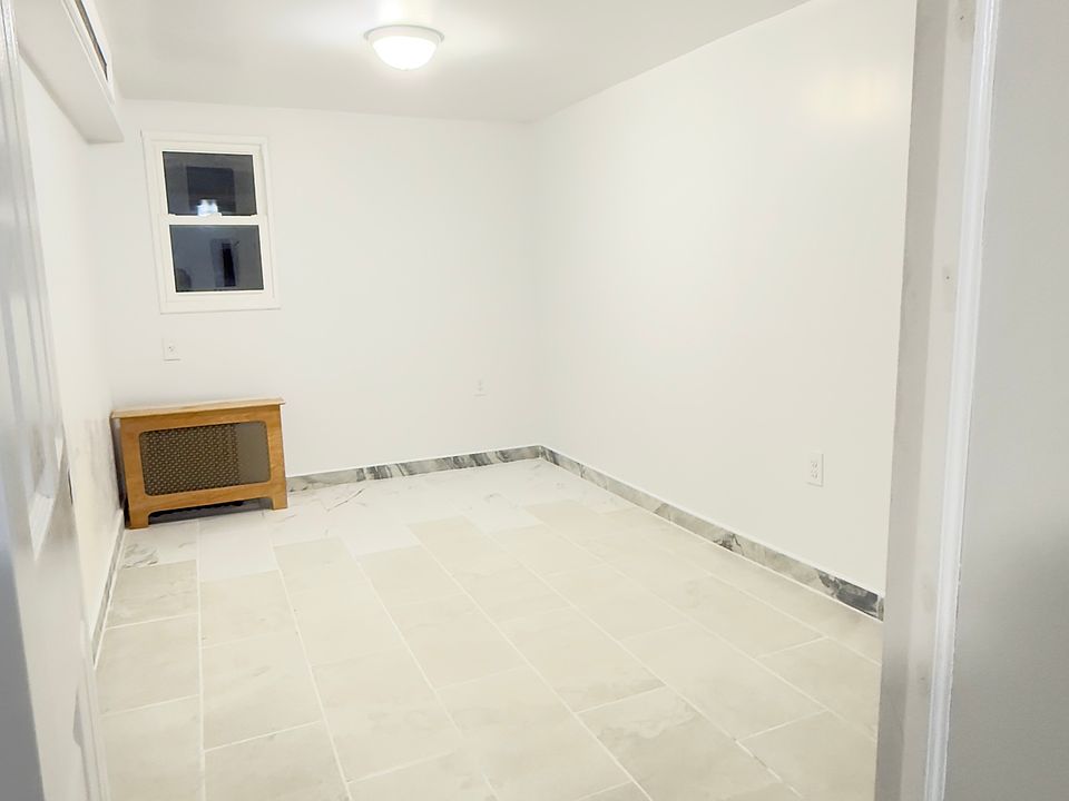 1st image of 3812 Avenue T #1
