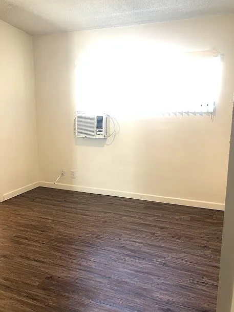 1 bed, 500 sqft, $1,995 — Photo 4