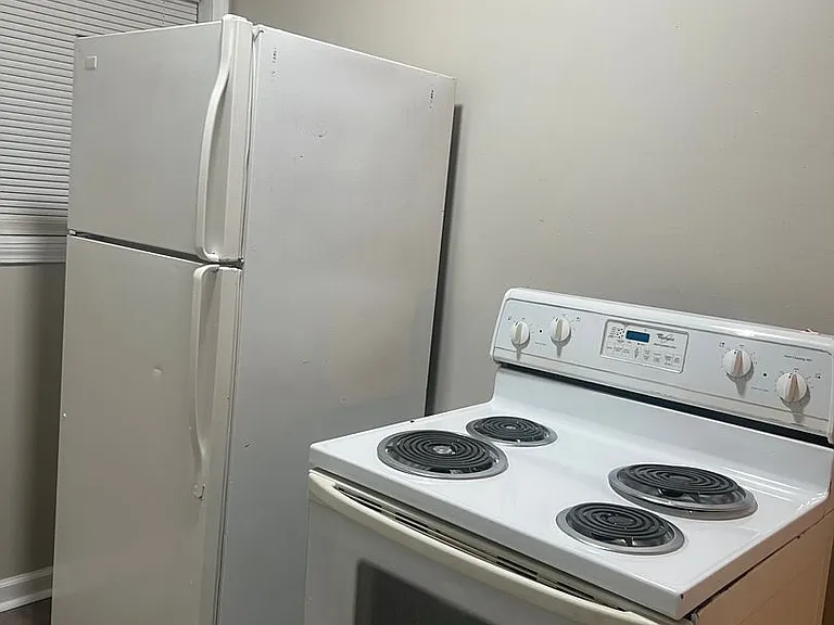 1505 N Tuxedo St — Photo 6