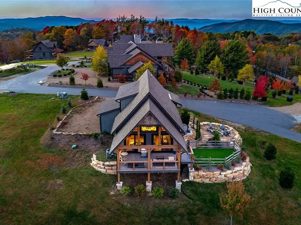 28 Cabernet Court, Banner Elk, NC 28604