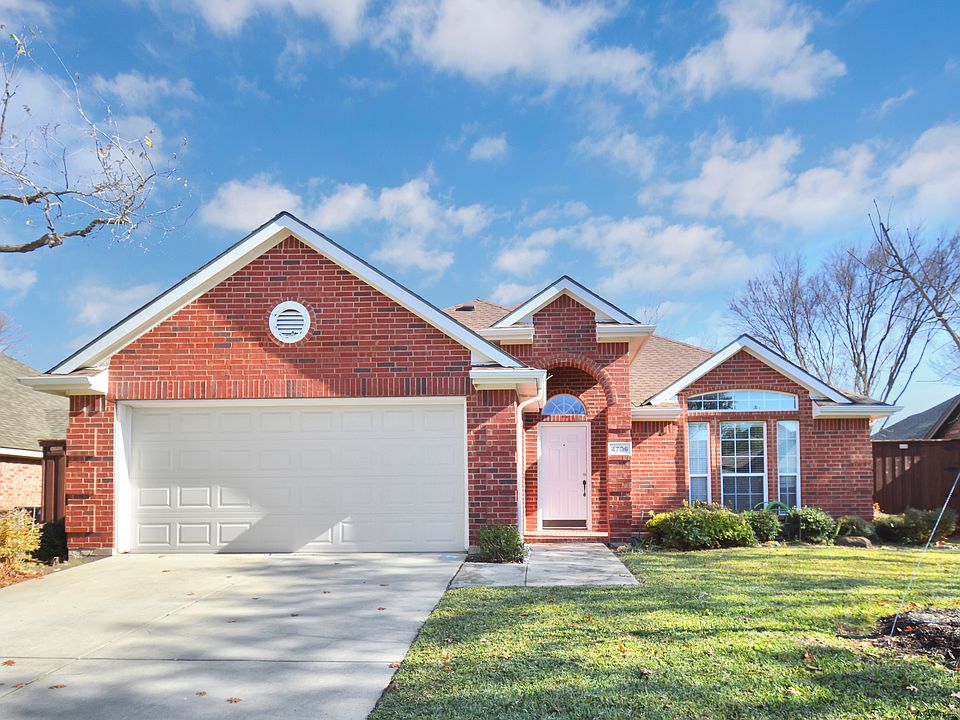 1st image of 4706 Palmetto Dr