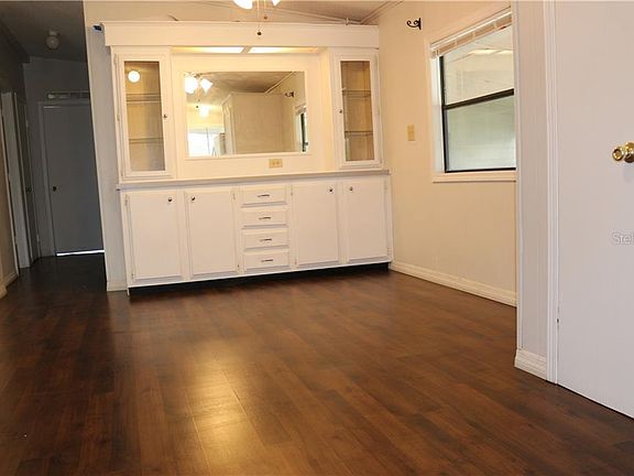 2nd image of 212 Ellsworth Dr