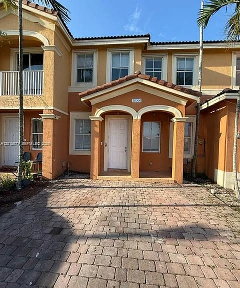 10906 SW 243rd Ln — Photo 4