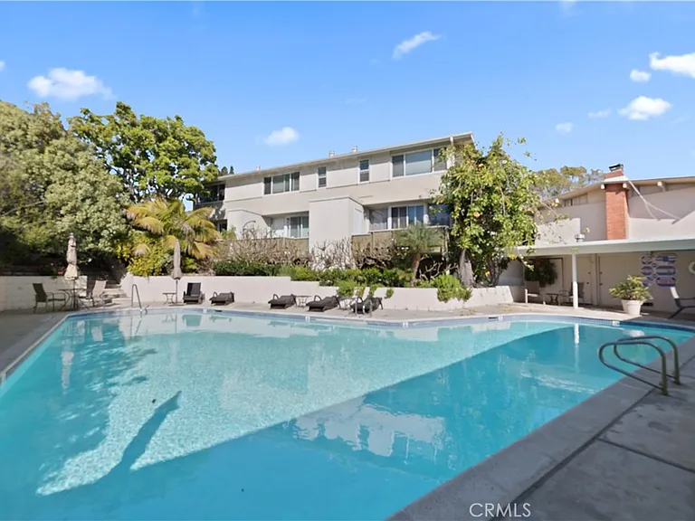 454 Seaward Rd — Photo 43