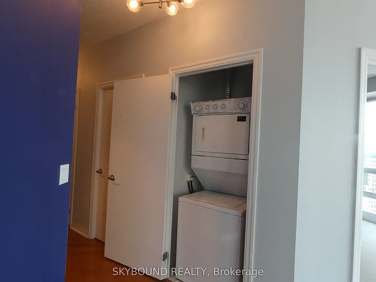 16 Yonge St #2802 — Photo 27