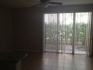 5th image of 152 SE 29th Ave Unit 8