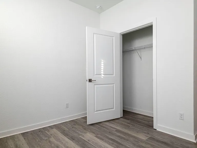 4530 NW Exchange Ave — Photo 17