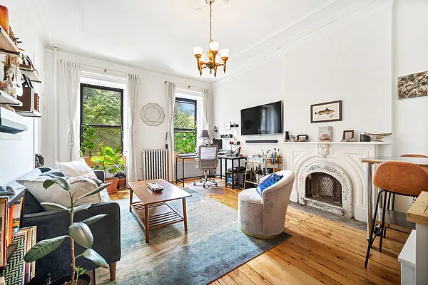 Sold by Compass | media 8