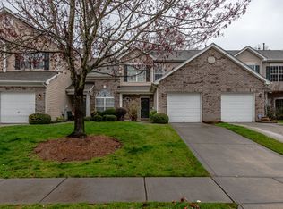 3122 Summerfield Ridge Ln, Matthews, NC 28105